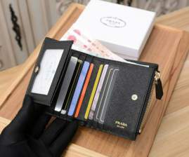 Picture of Prada Wallets _SKUfw167307760fw